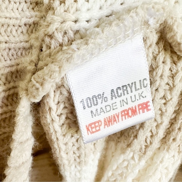 ASOS PrettyLittleThing Tan Cream Stripe twist back sweater sz Small/ Medium - Picture 9 of 10